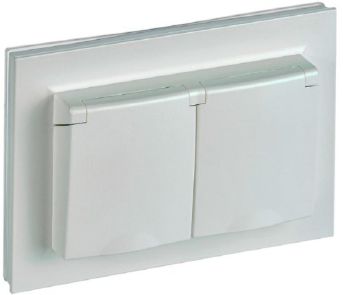 Розетка с заземлением IEK Brite РСбш12-3-44-БрЖ 1-м. 2 мод. крышка шторки IP44 жемчуг картинка